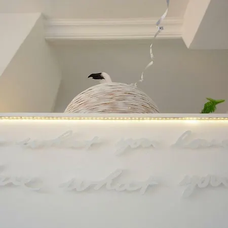L'isola Di Gaia Couette-café Crotone