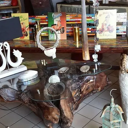 L'isola Di Gaia Bed & Breakfast 4*